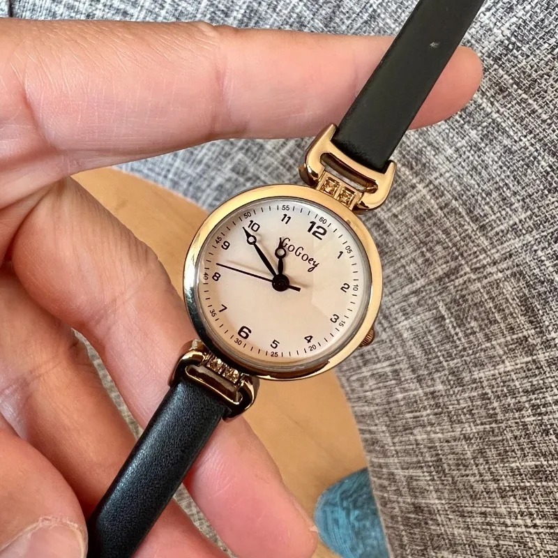 ホット販売クラシックレディース腕時計ファッションアラビア数字 - Luxury Watch Arabic のレビューと価格