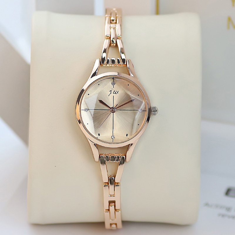 ブレスレット時計女性のためのエレガントなローズゴールドレディ - Luxury Watch For Girls のレビューと価格