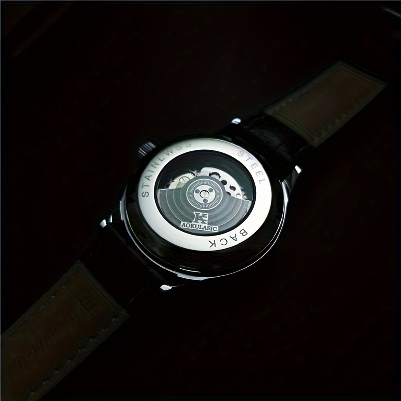 豪華でスタイリッシュなメンズ機械式時計、ラウンドダイヤル、自 - Luxury Watch Korea のレビューと価格