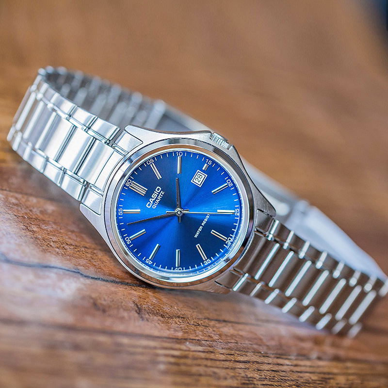 カシオ メンズウォッチ シンプル レトロ デジタルウォッチ  - Luxury Watch Casio のレビューと価格