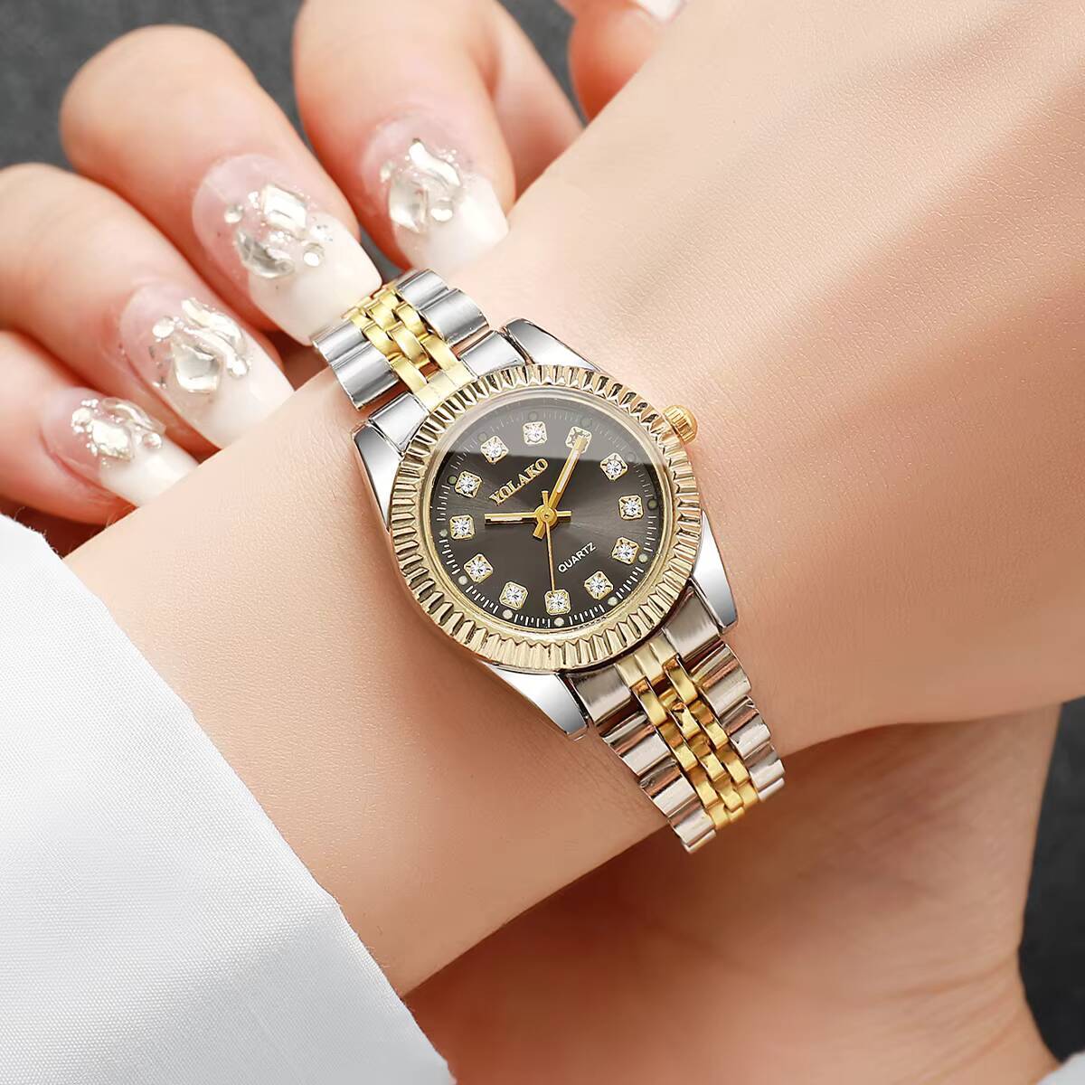 ファッションラインストーン女性用クォーツ時計高級ステンレスス - Luxury Watch Gift Box のレビューと価格