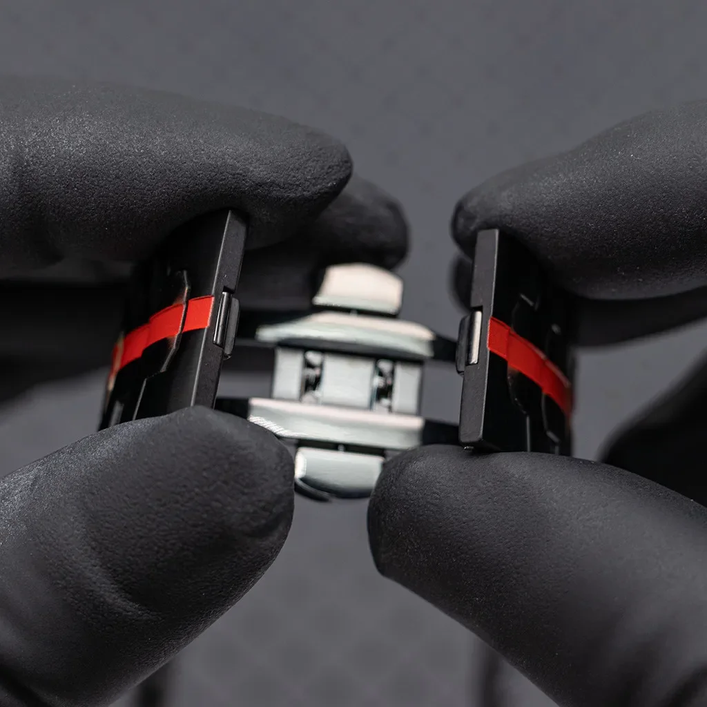Samsung Galaxy Watch Ultra 202 - Luxury Watch Galaxy のレビューと価格